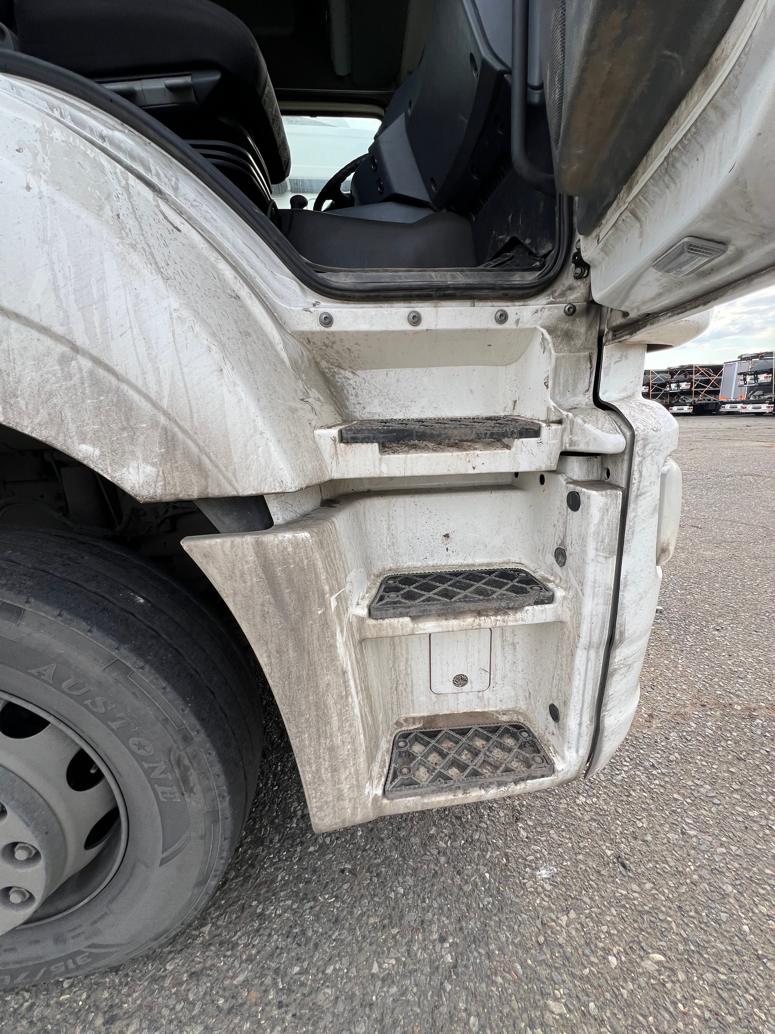 Седельный тягач КАМАЗ 5490-80802-90(5P) (СПГ) 2021 г. - фото 3