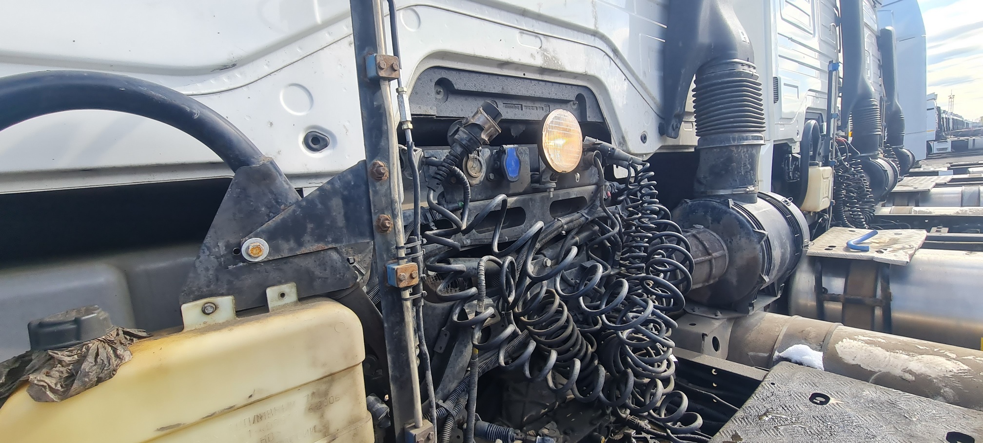 Седельный тягач КАМАЗ 5490-80802-90(5P) (СПГ) 2021 г. - фото 51