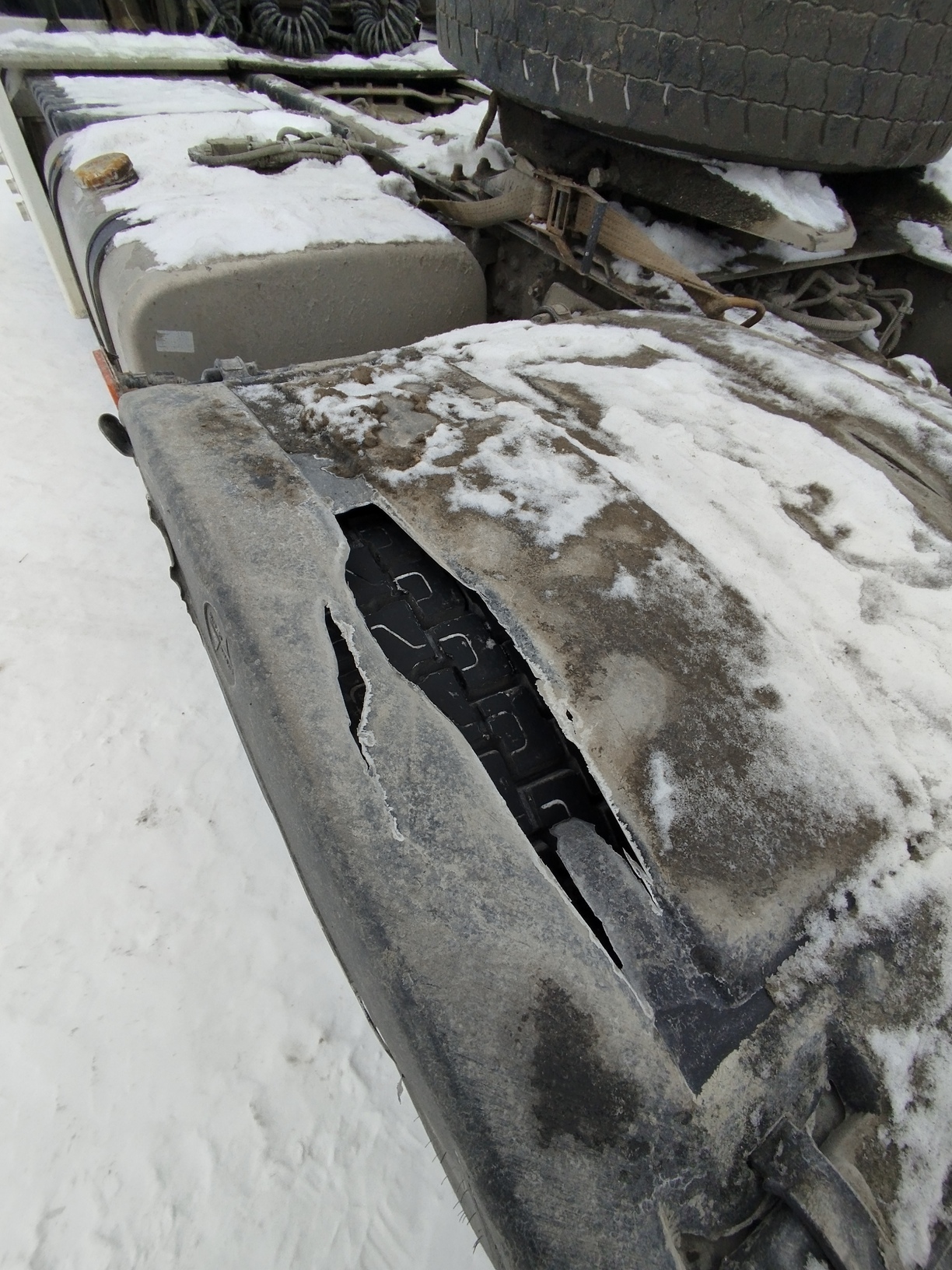 Седельный тягач КАМАЗ 5490-801-DC (газодизель) 2021 г. - фото 24