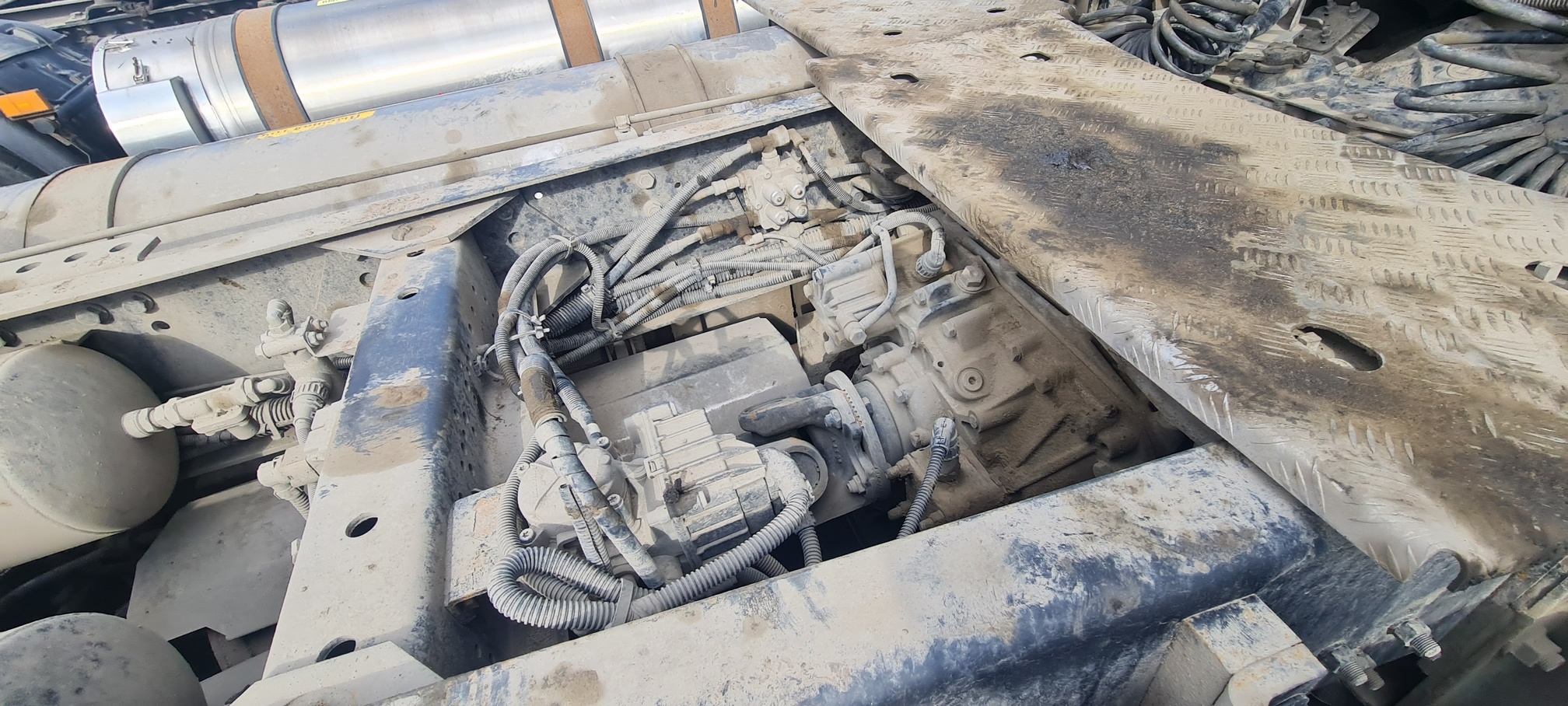 Седельный тягач КАМАЗ 5490-80802-90(5P) (СПГ) 2021 г. - фото 16