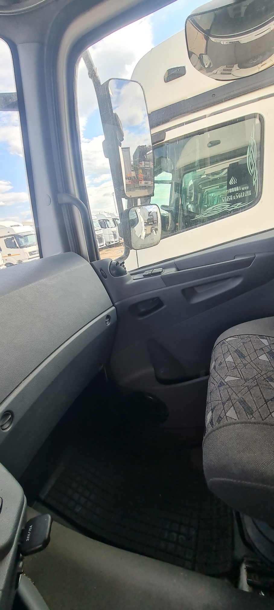 Седельный тягач КАМАЗ 5490-80802-90(5P) (СПГ) 2021 г. - фото 38