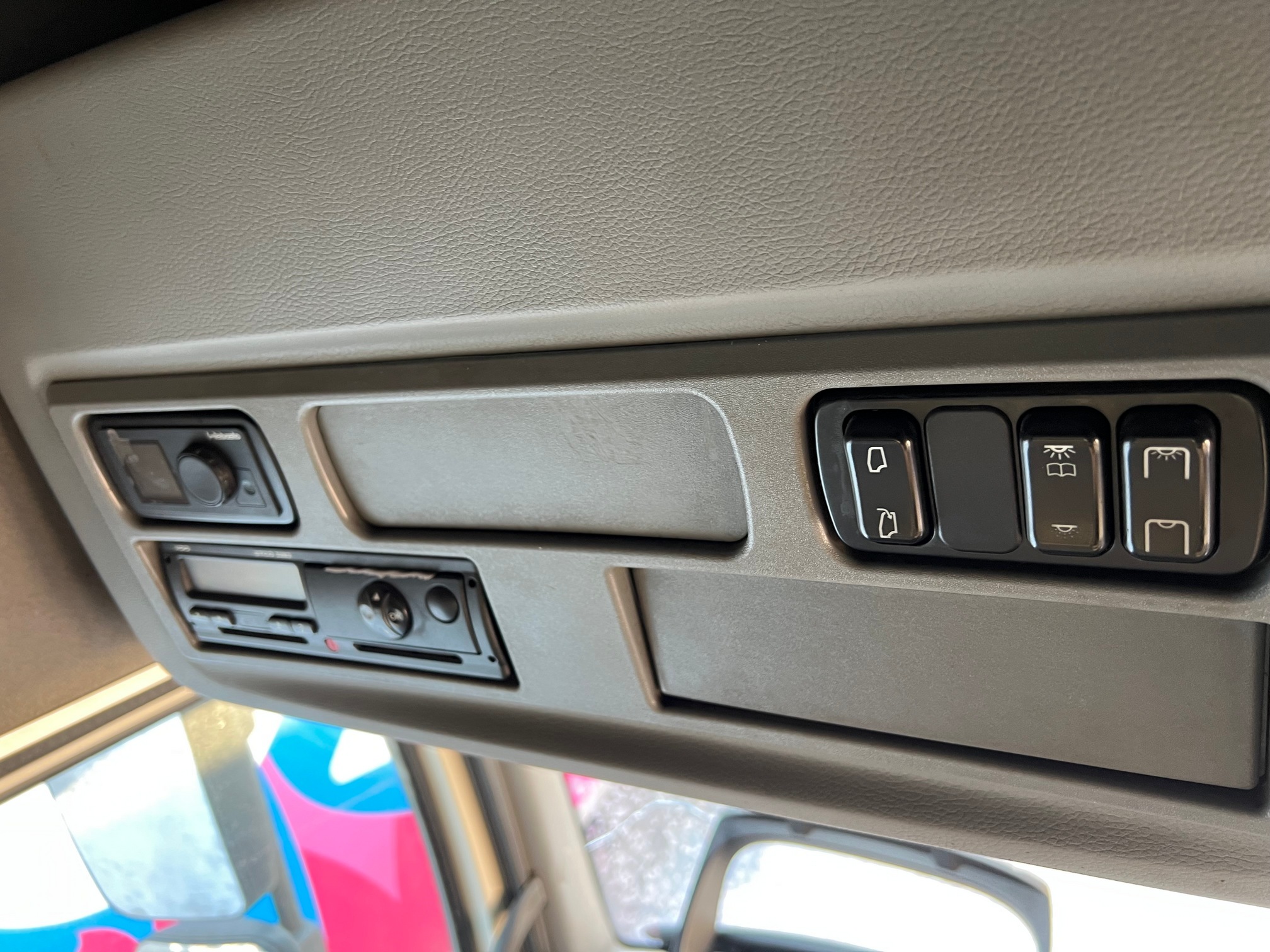 Седельный тягач КАМАЗ 5490-033-87 (S5) 2021 г. - фото 11