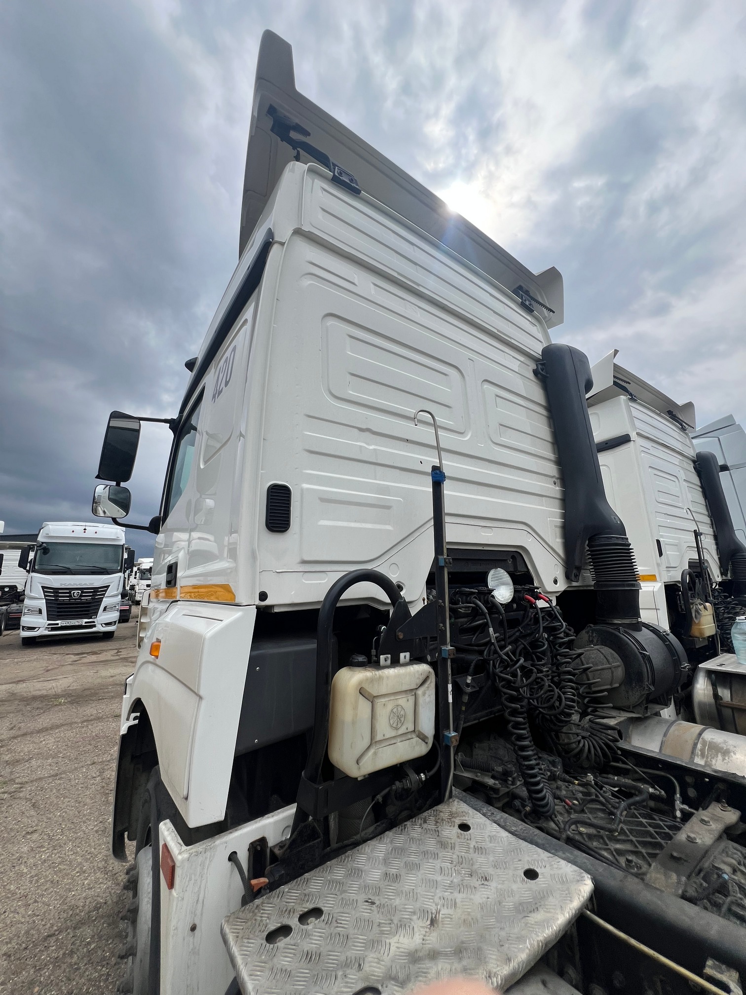 Седельный тягач КАМАЗ 5490-80802-90(5P) (СПГ) 2021 г. - фото 24