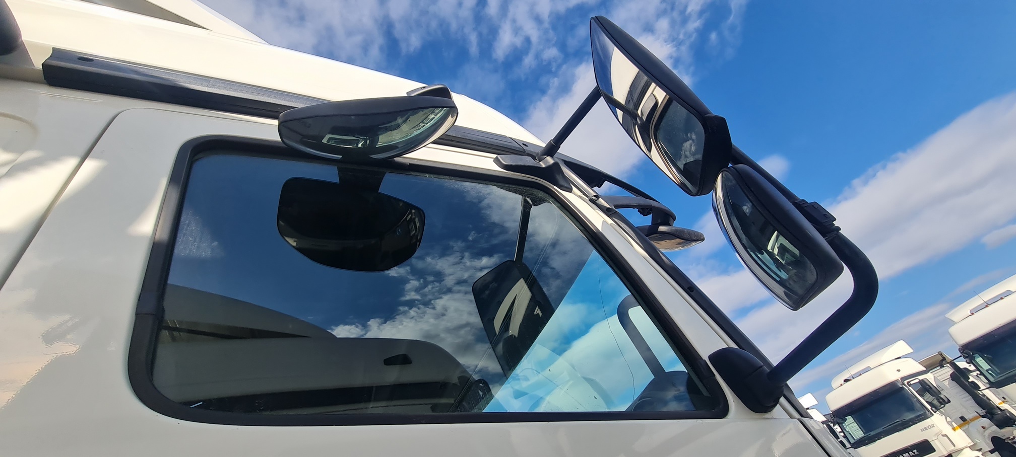 Седельный тягач КАМАЗ 5490-80802-90(5P) (СПГ) 2021 г. - фото 5