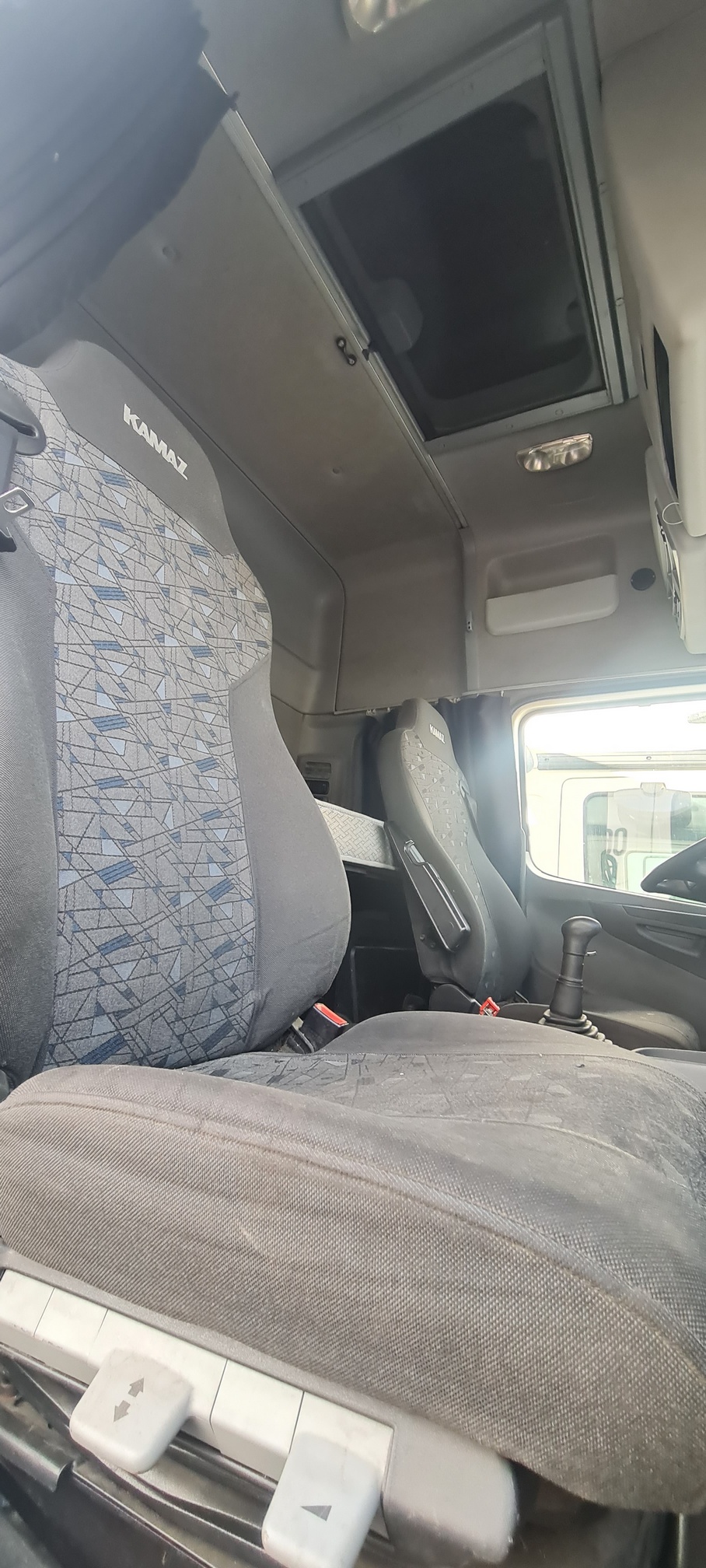 Седельный тягач КАМАЗ 5490-80802-90(5P) (СПГ) 2021 г. - фото 7