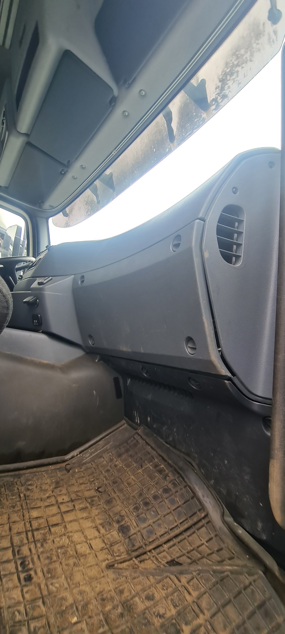 Седельный тягач КАМАЗ 5490-80802-90(5P) (СПГ) 2021 г. - фото 13