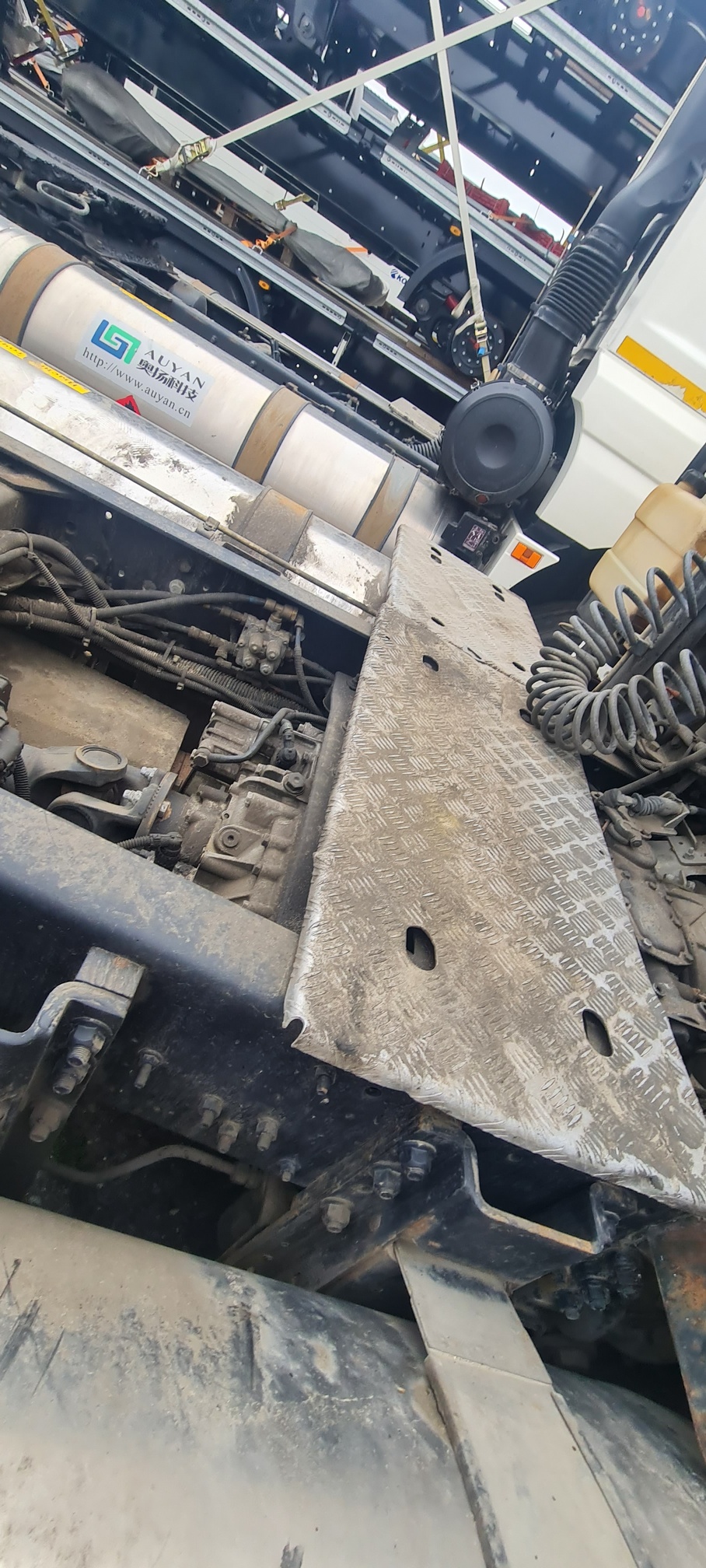 Седельный тягач КАМАЗ 5490-80802-90(5P) (СПГ) 2021 г. - фото 21