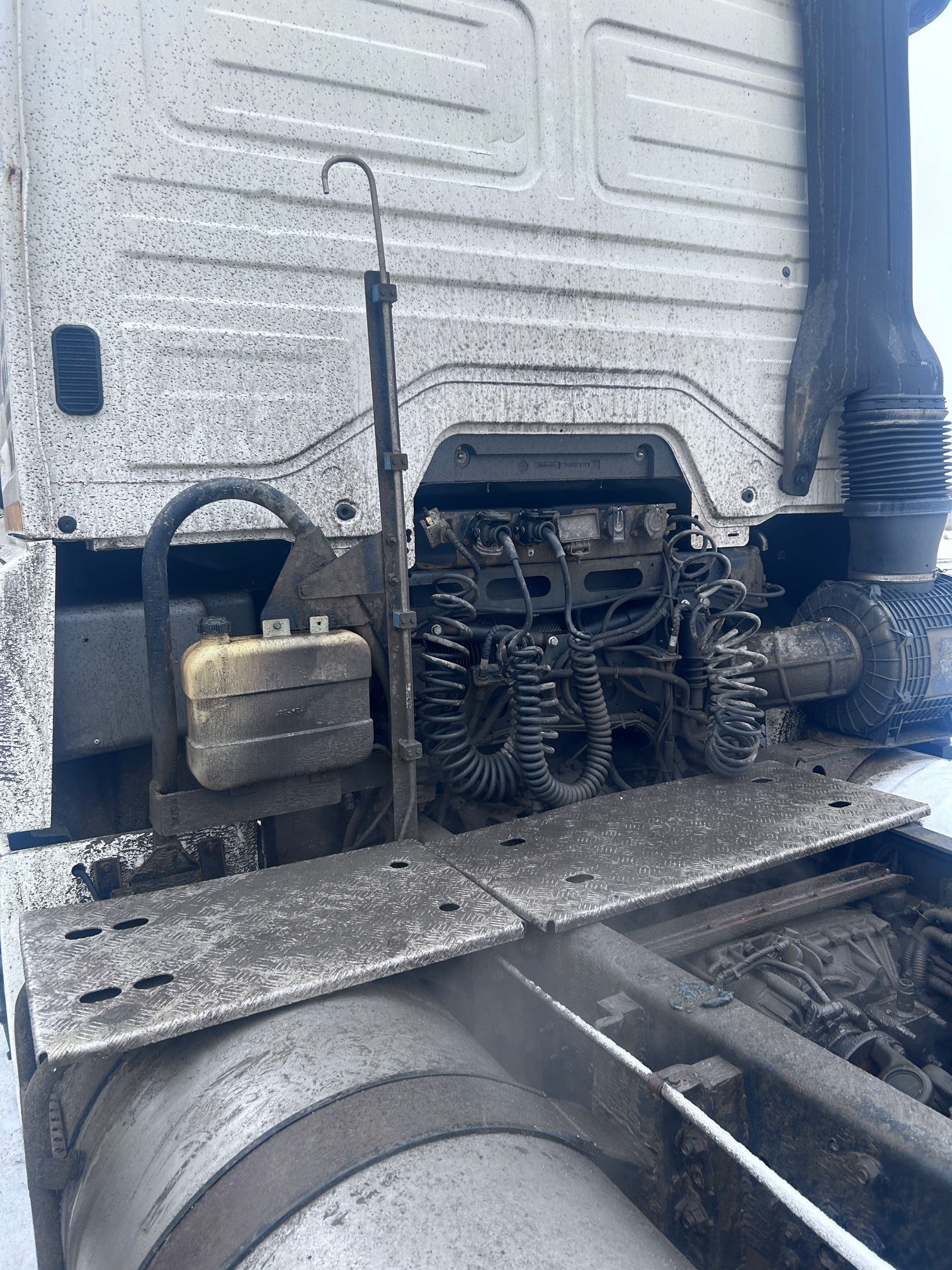 Седельный тягач КАМАЗ 5490-80802-90(5P) (СПГ) 2022 г. - фото 22