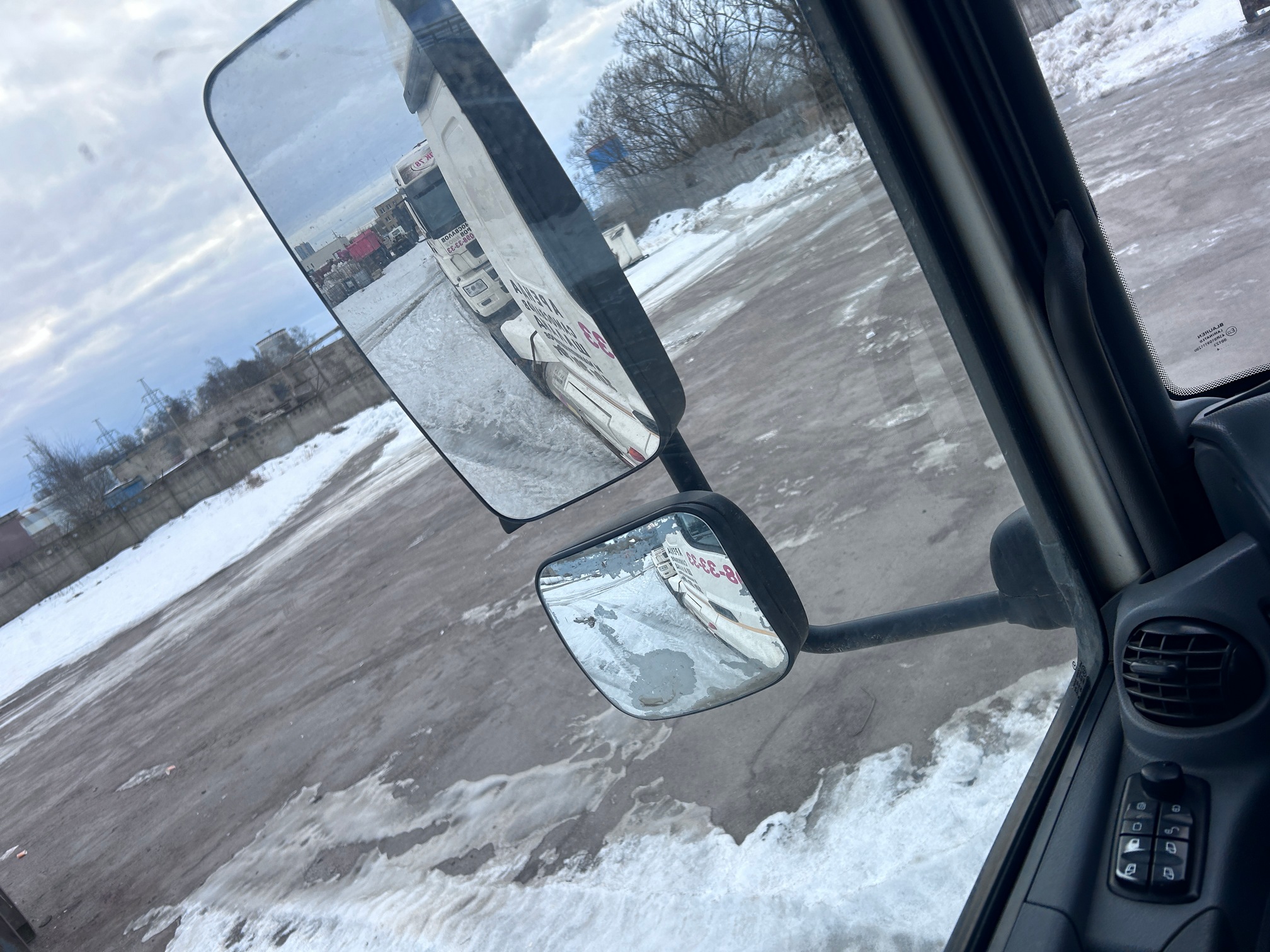 Седельный тягач КАМАЗ 5490-80802-90(5P) (СПГ) 2022 г. - фото 25