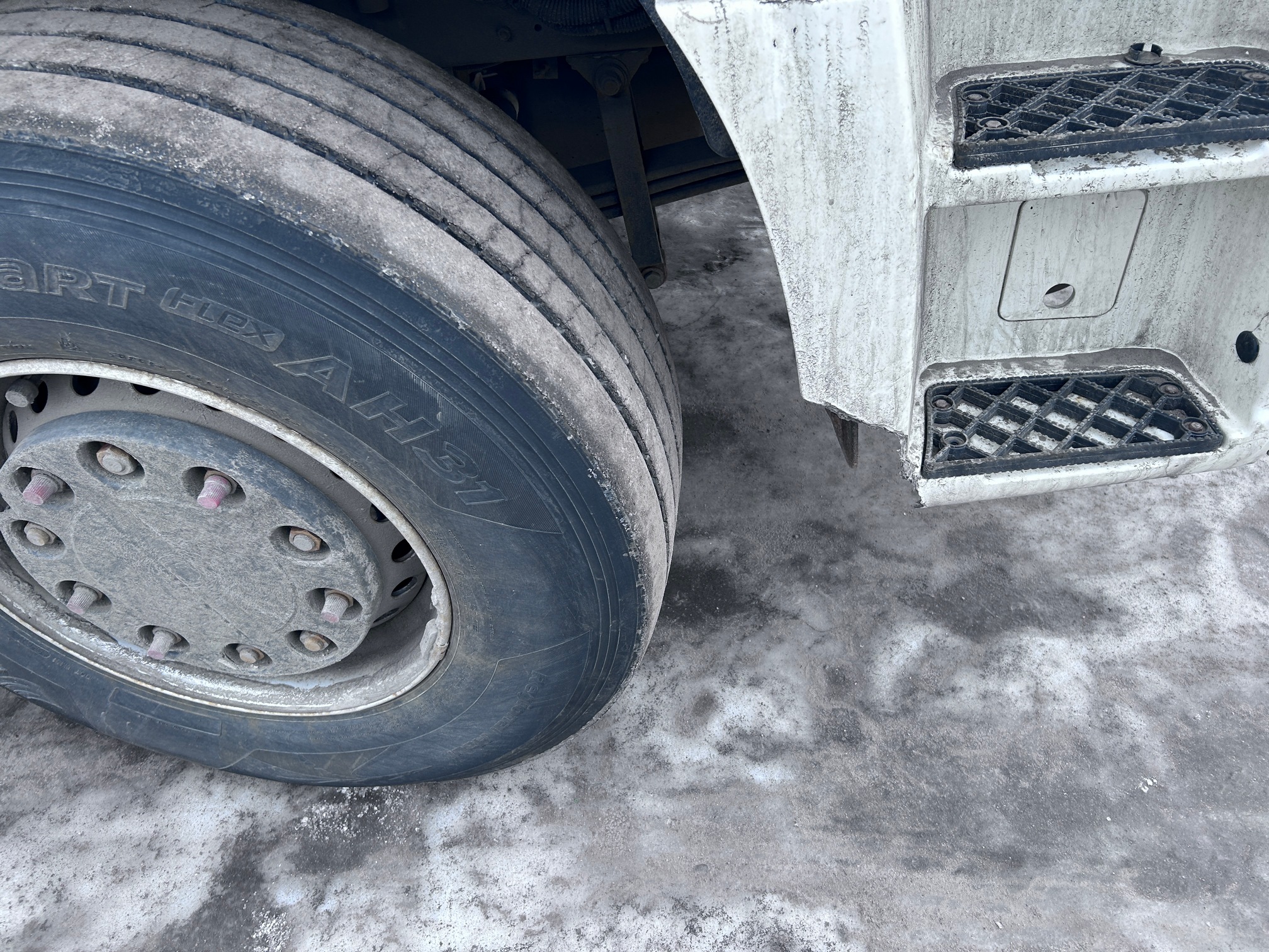 Седельный тягач КАМАЗ 5490-80802-90(5P) (СПГ) 2022 г. - фото 10