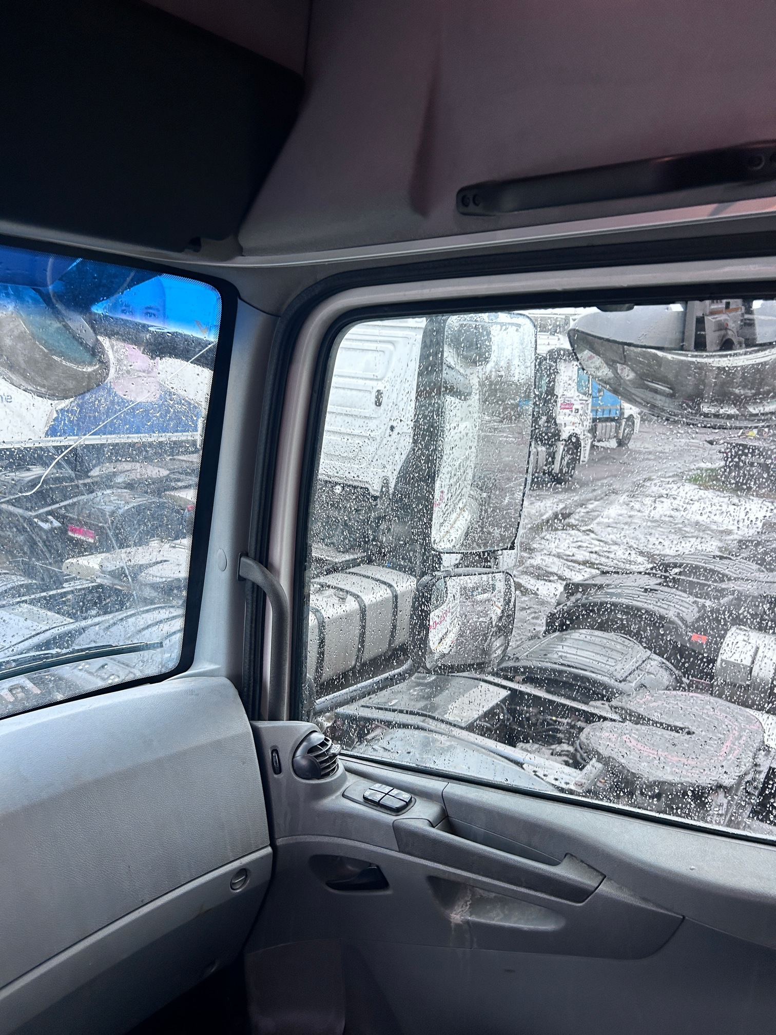 Седельный тягач КАМАЗ 5490-80802-90(5P) (СПГ) 2022 г. - фото 32