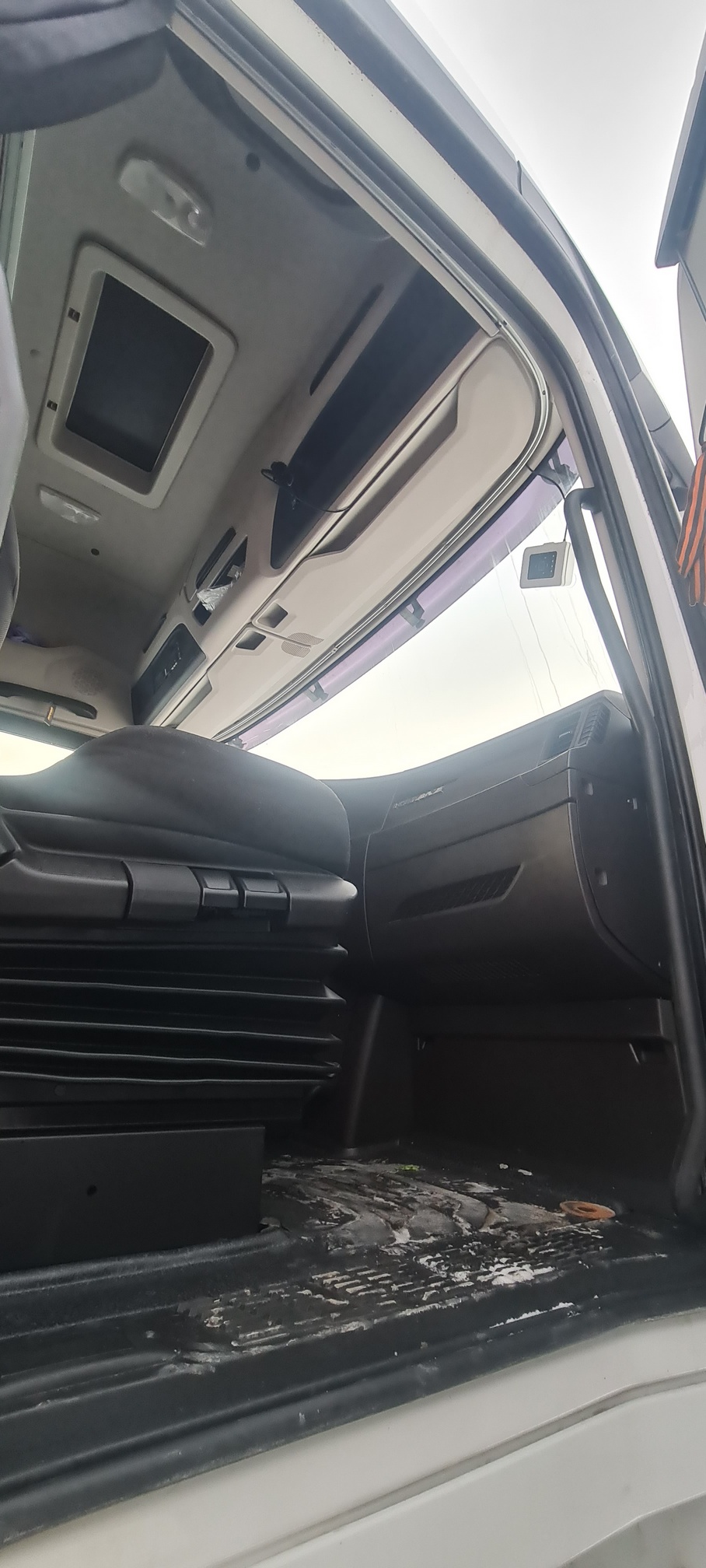 Седельный тягач КАМАЗ 54901-014-94 2022 г. - фото 2