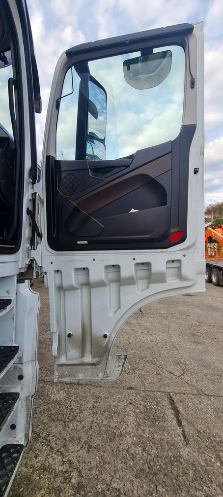 Седельный тягач КАМАЗ 54901-014-94 2022 г. - фото 7