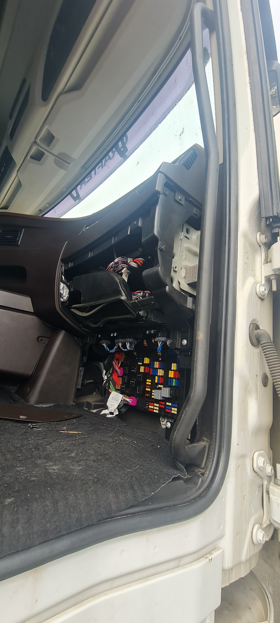 Седельный тягач КАМАЗ 54901-014-94 2022 г. - фото 8