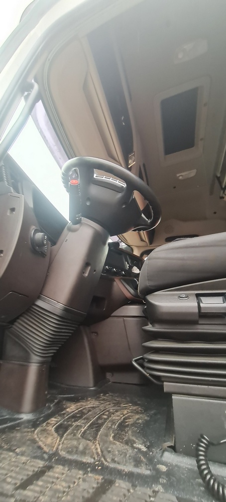 Седельный тягач КАМАЗ 54901-014-94 2022 г. - фото 25