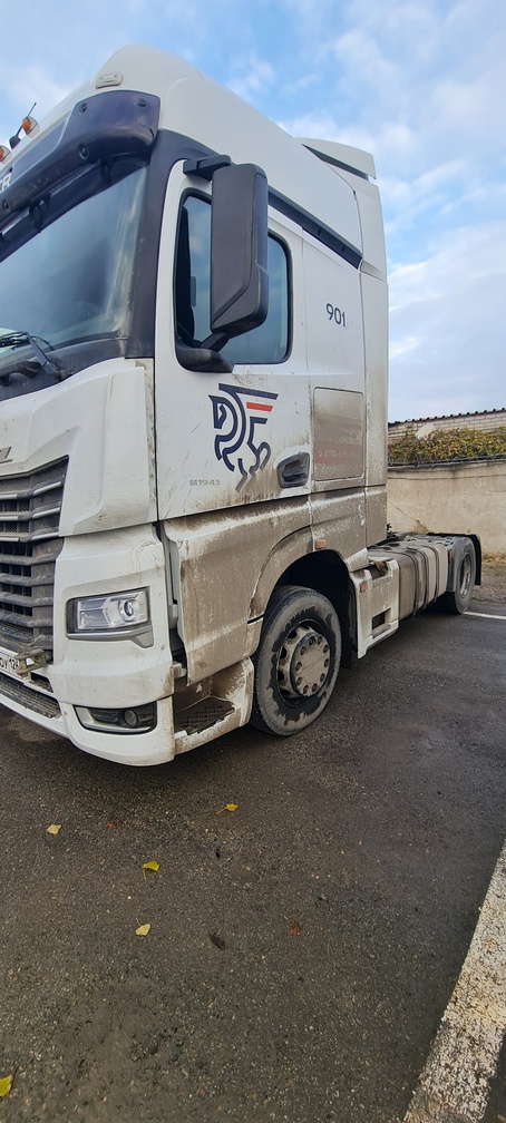 Седельный тягач КАМАЗ 54901-014-94 2022 г. - фото 20