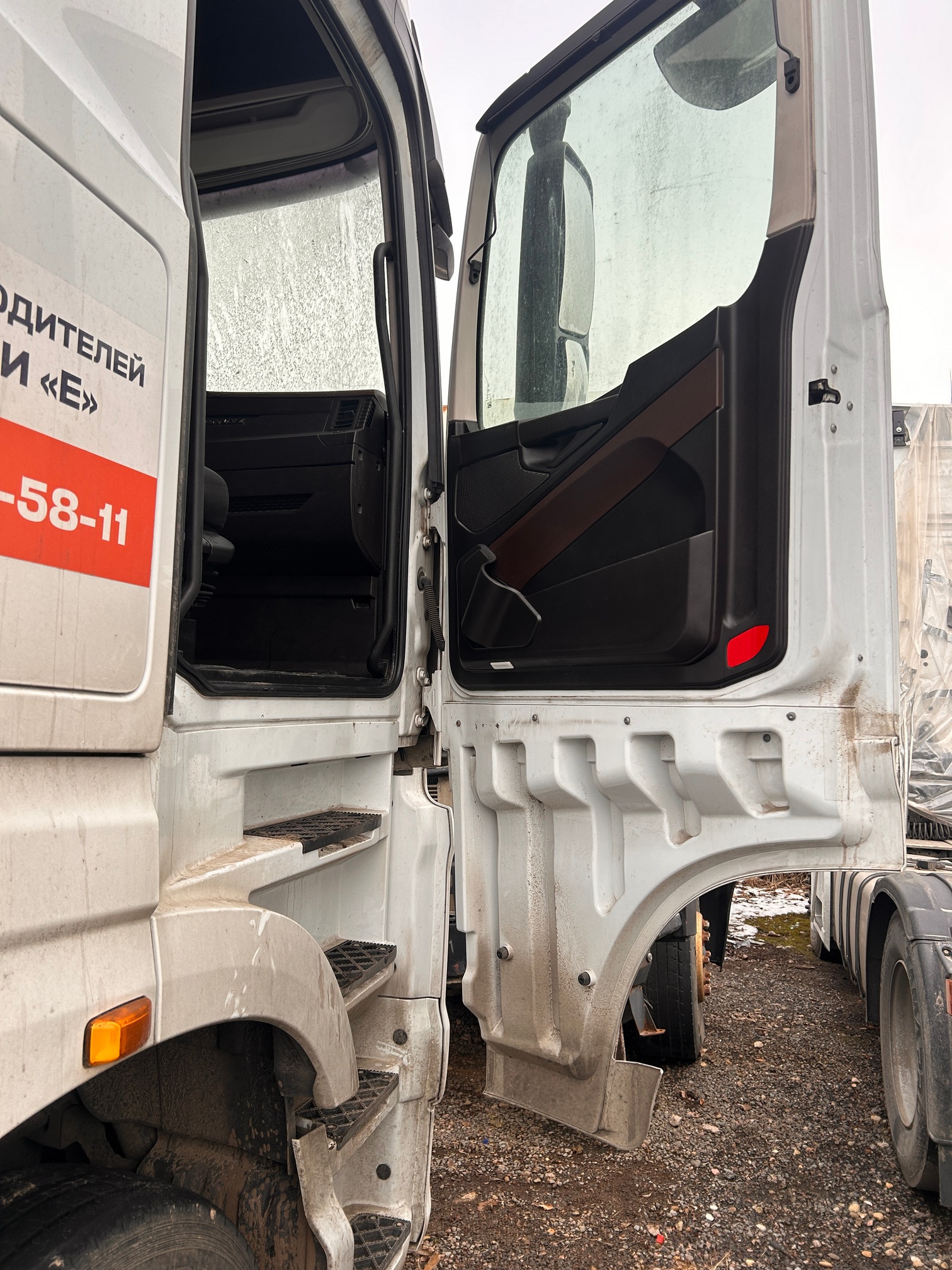 Седельный тягач КАМАЗ 54901-014-94 2021 г. - фото 16