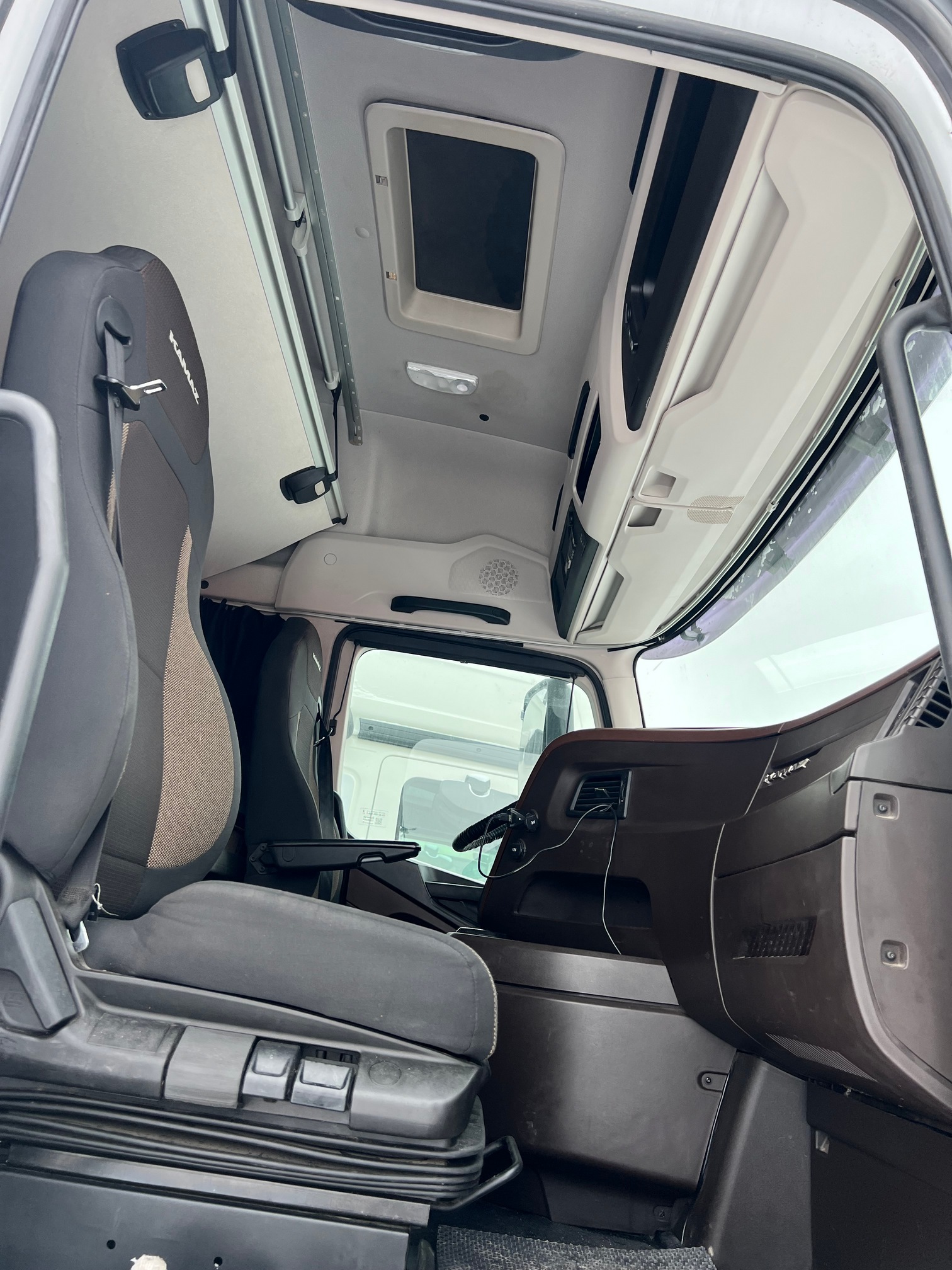 Седельный тягач КАМАЗ 54901-014-94 2022 г. - фото 2