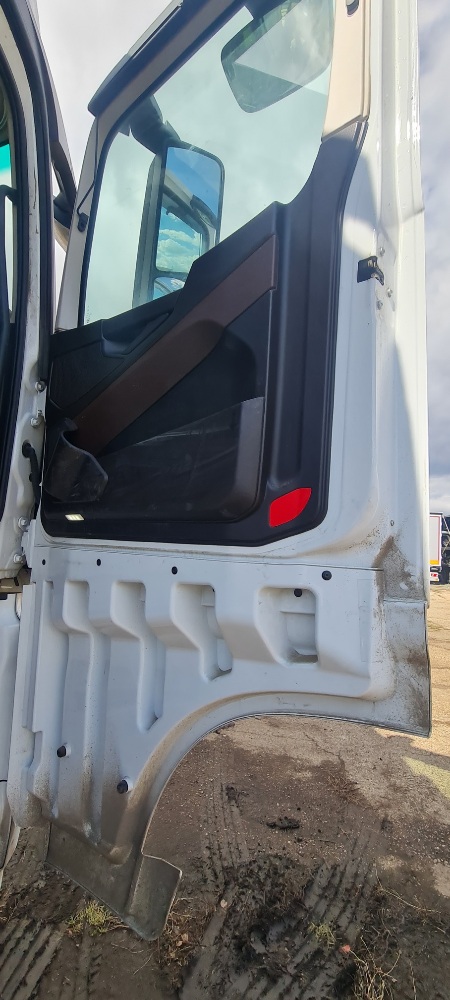 Седельный тягач КАМАЗ 54901-70014-СА 2023 г. - фото 10