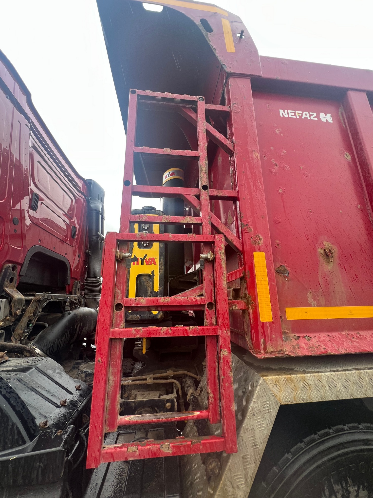 Самосвал КАМАЗ 65951-20001-92 C341-3F50-92 2021 г. - фото 11