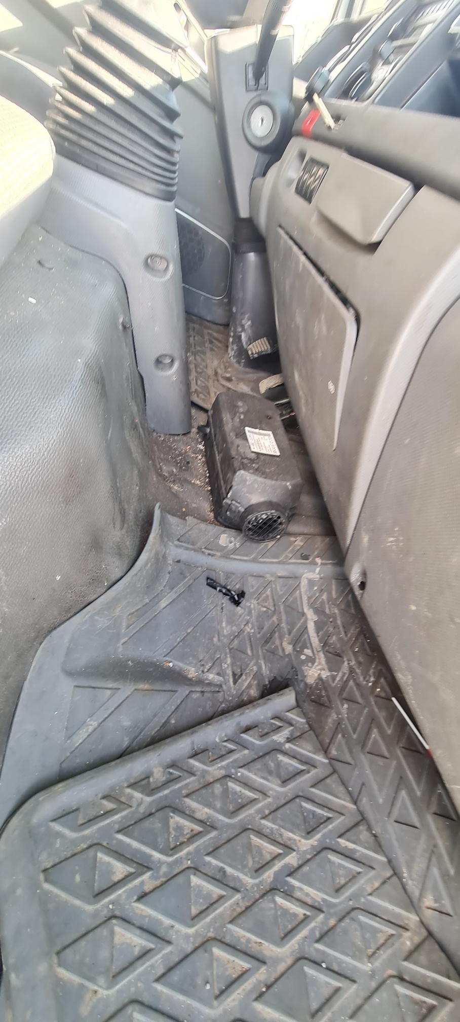 Компас 9 (а/м 47211С с бортов.платформой на ш.КАМАЗ 43089) 2023 г. - фото 14