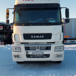 Седельный тягач КАМАЗ 5490-801-DC (газодизель)