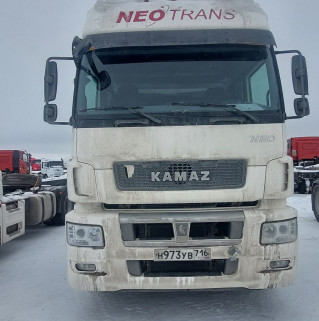 Седельный тягач КАМАЗ 5490-801-DC (газодизель)