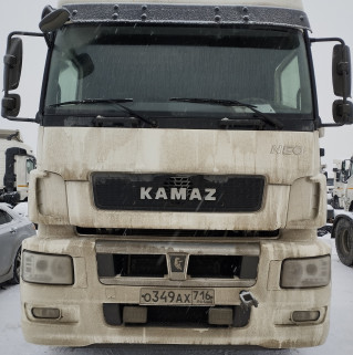 Седельный тягач КАМАЗ 5490-801-DC (газодизель)