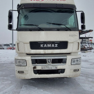 Седельный тягач КАМАЗ 5490-801-DC (газодизель)