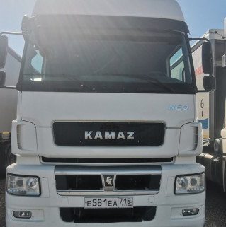 Седельный тягач КАМАЗ 5490-892-DC (газодизель)