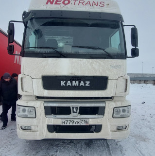 Седельный тягач КАМАЗ 5490-801-DC (газодизель)
