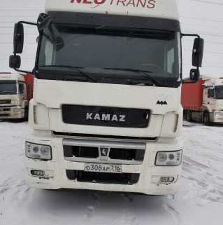 Седельный тягач КАМАЗ 5490-801-DC (газодизель)