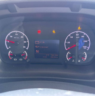 Седельный тягач КАМАЗ 5490-801-DC (газодизель)