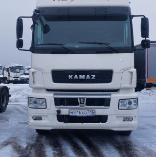 Седельный тягач КАМАЗ 5490-801-DC (газодизель)
