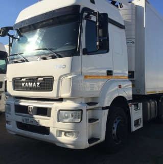 Седельный тягач КАМАЗ 5490-893-DC (газодизель)