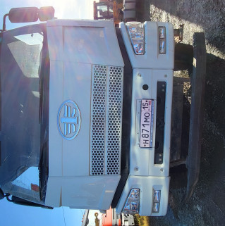 FAW J6 8x4 Самосвал