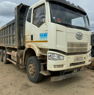 FAW J6 6x4 Самосвал