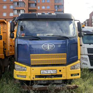 FAW J6 8x4 Самосвал