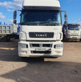 КамАЗ 5490 4x2 Седельный тягач