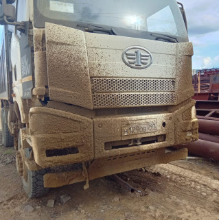 FAW J6 6x6 Самосвал