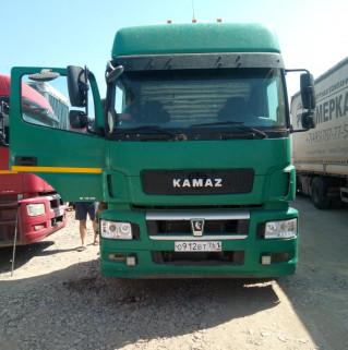 КамАЗ 5490 4x2 Седельный тягач