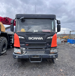 Scania P 8x4 Самосвал