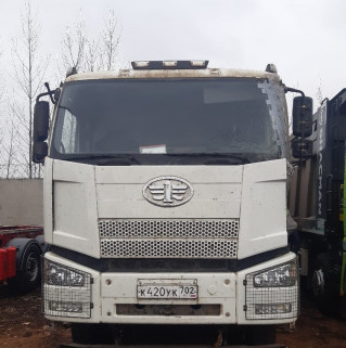 FAW J6 8x4 Самосвал