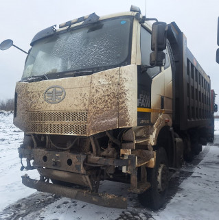 FAW J6 6x4 Самосвал