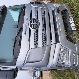 FAW J7 4x2 Седельный тягач