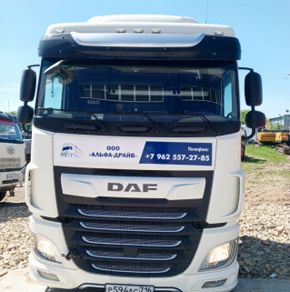 DAF XF 4x2 Седельный тягач