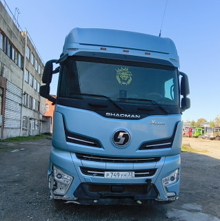 Shacman (Shaanxi) SX* 4x2 Седельный тягач