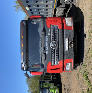 Shacman (Shaanxi) SX* 8x4 Самосвал