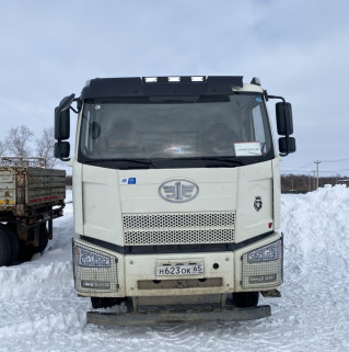 FAW J6 6x4 Самосвал