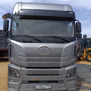 FAW JH6 4x2 Седельный тягач